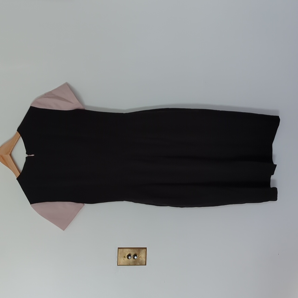 Colorblock Dress - Picture 6 of 6